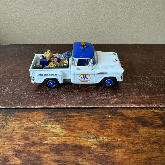 Matchbox Collectibles YIS04-M 1955 Chevy Pick up Truck American Airlines Diecast - Picture 10 of 11